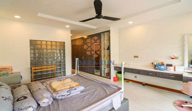 House for Sale in Krong Siem Reap-Sla Kram